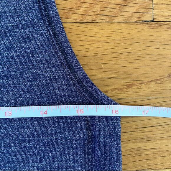 Lululemon Midnight Navy Sleeveless Run Workout Lightweight Pace Perfect Tank 4 - Picture 7 of 8